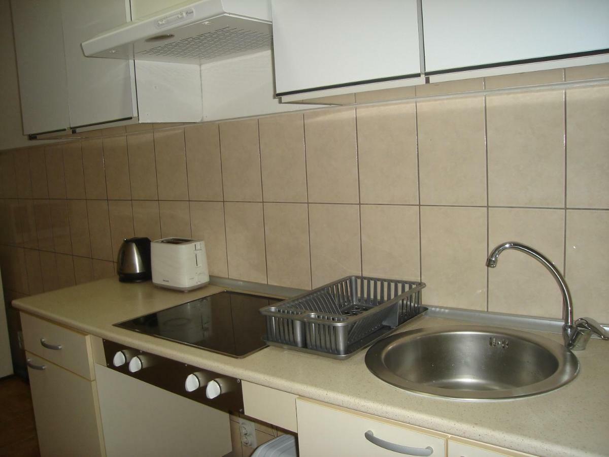 Home Away From Home Skopje Esterno foto